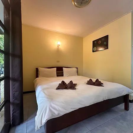 Blue Beach Resort Baanphakrimlay Exterior photo